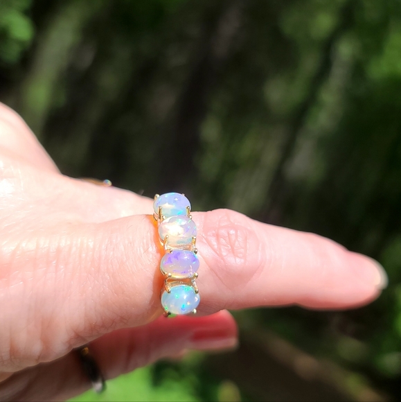 4 LARGE Opals simply set in sterling ring sz6.5 - Picture 3 of 6